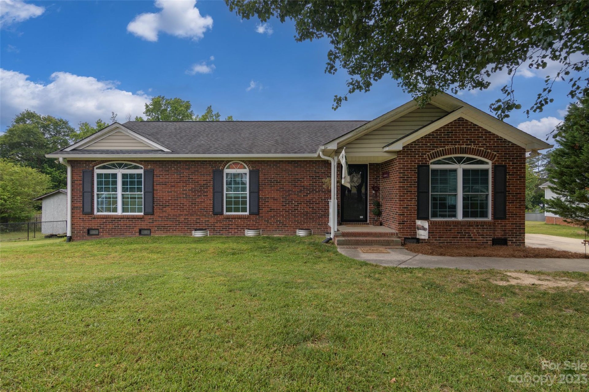 220 Covey Court