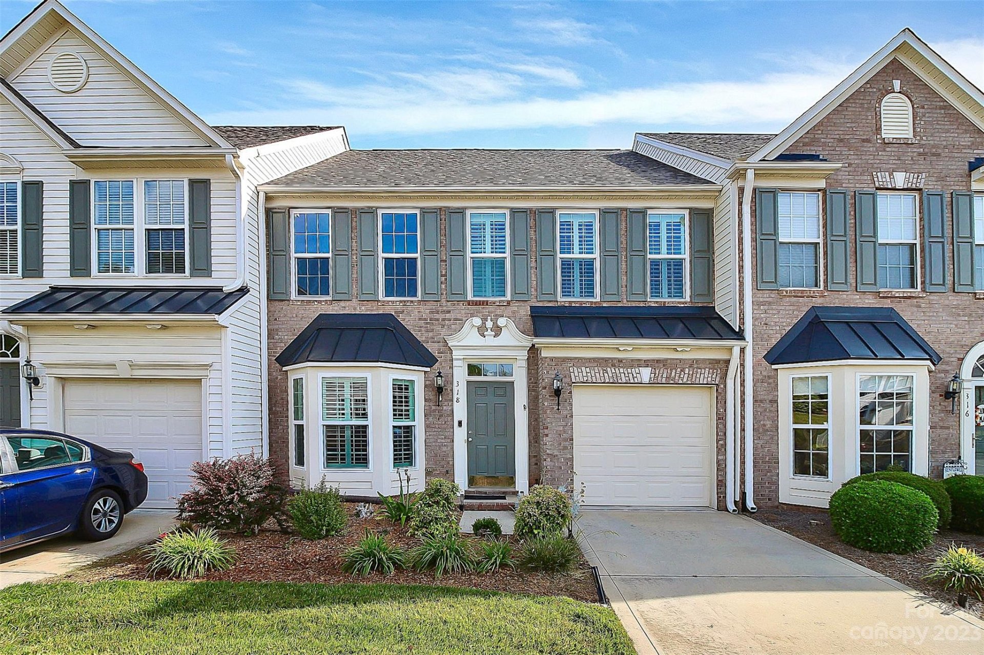 318 Shingleoak Drive