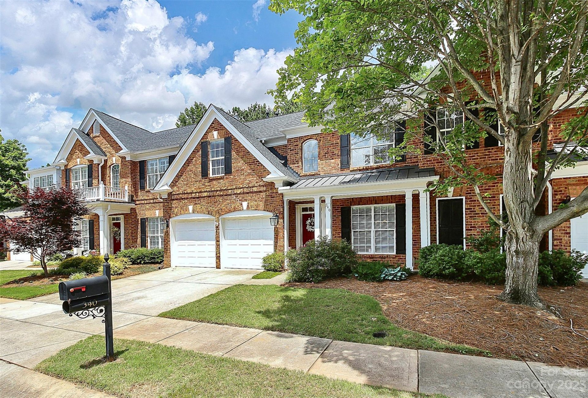 Property image 1 at 340 Robinlynn Road, Matthews, NC 28105