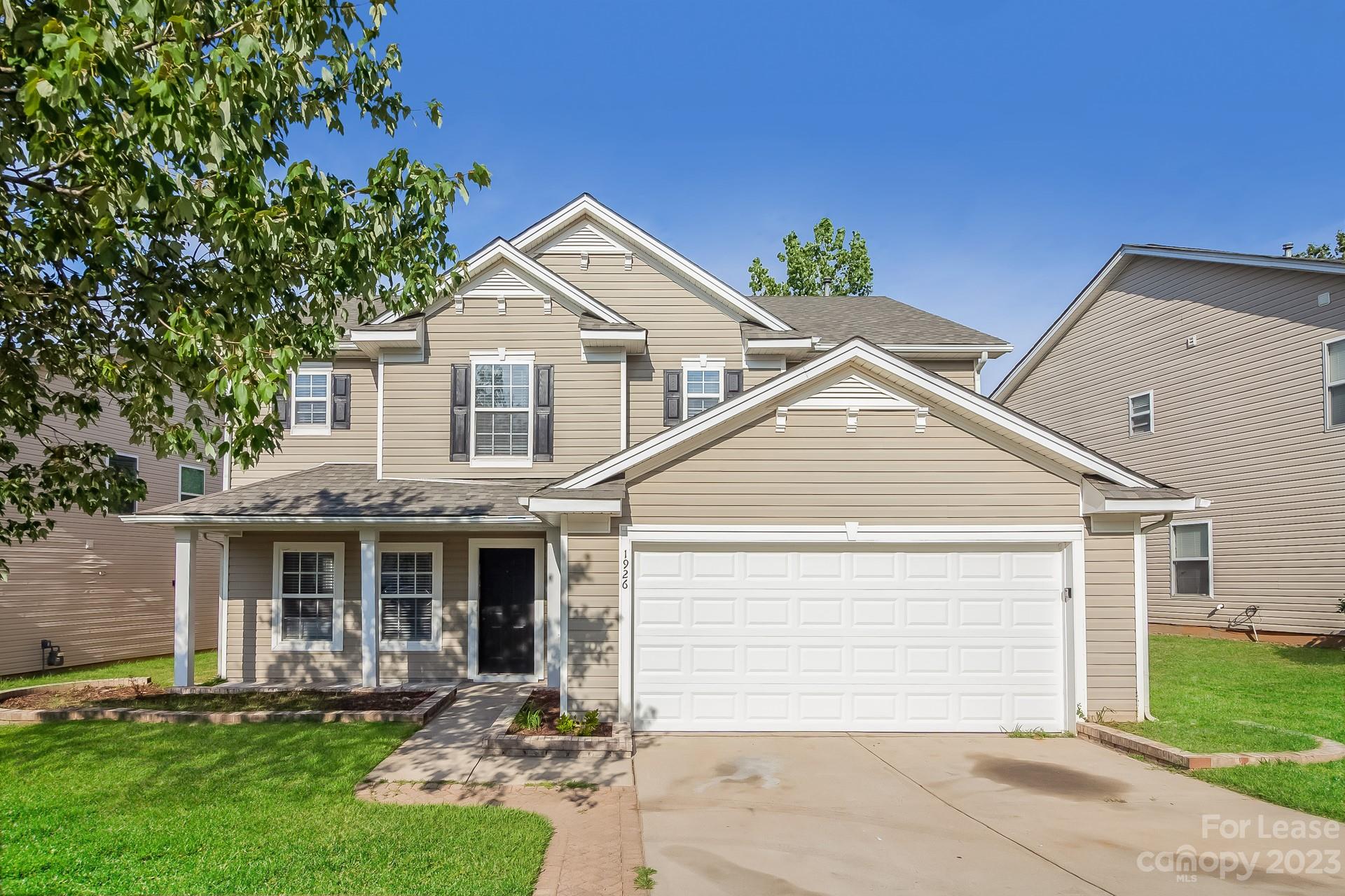 Property image 1 at 1926 Double Cedar Drive, Charlotte, NC 28214