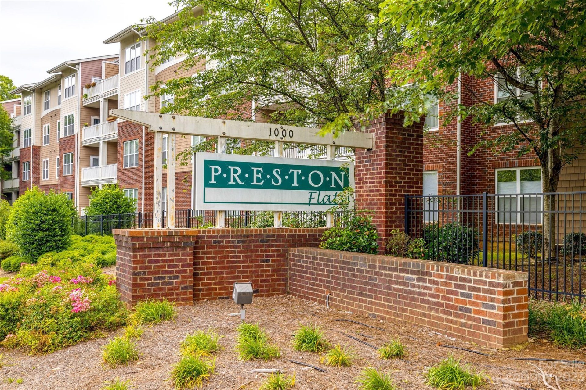 Property image 1 at 1000 Woodlawn Road, Charlotte, NC 28209