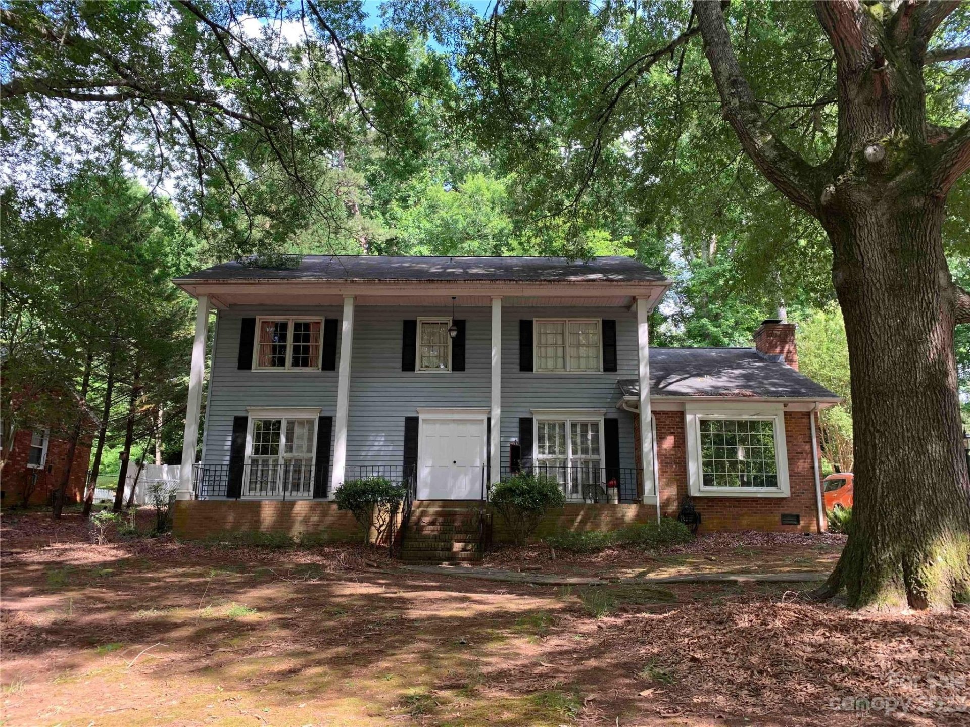 8136 Cliffside Drive