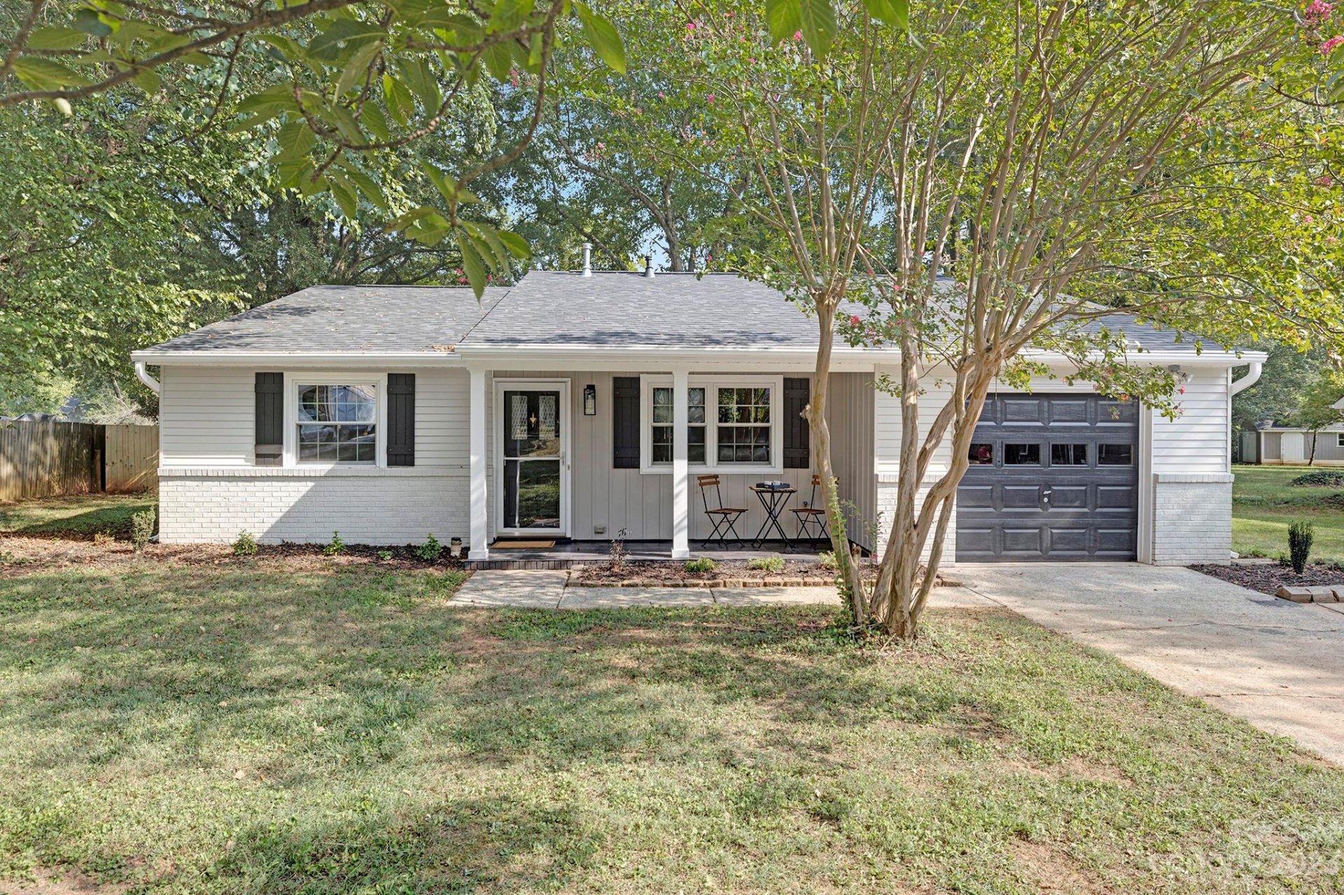 Property image 1 at 8607 Longbriar Drive, Charlotte, NC 28212