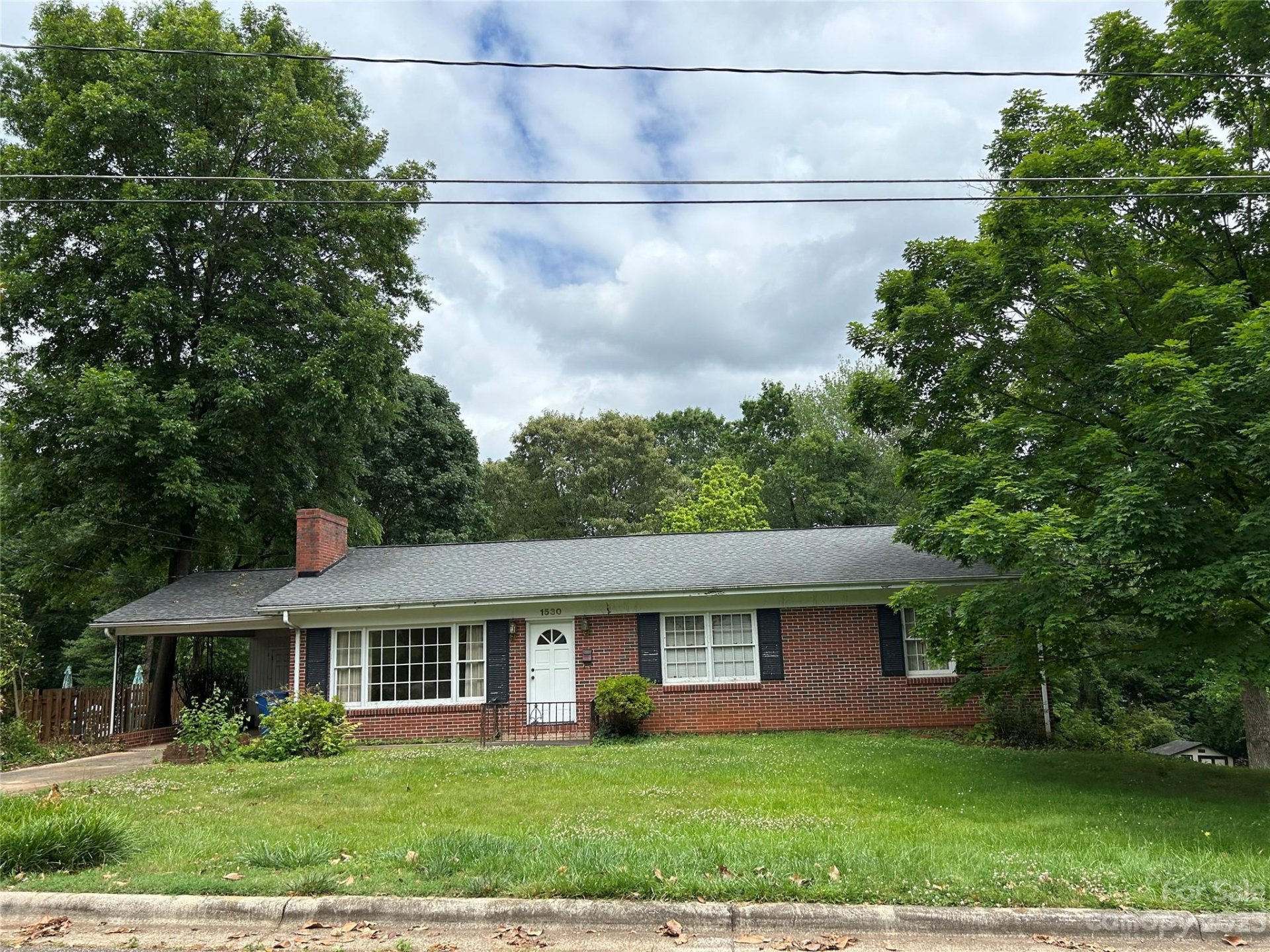 Property image 1 at 1530 11th Street, Hickory, NC 28601