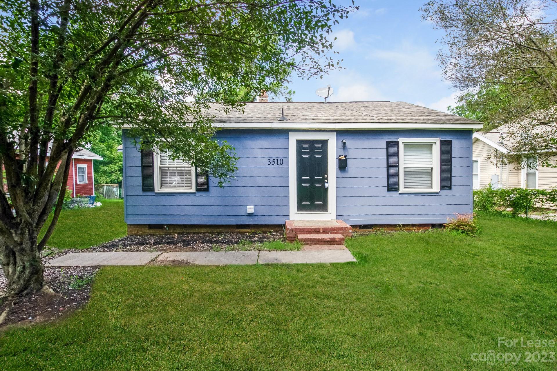 Property image 1 at 3510 Avalon Avenue, Charlotte, NC 28208