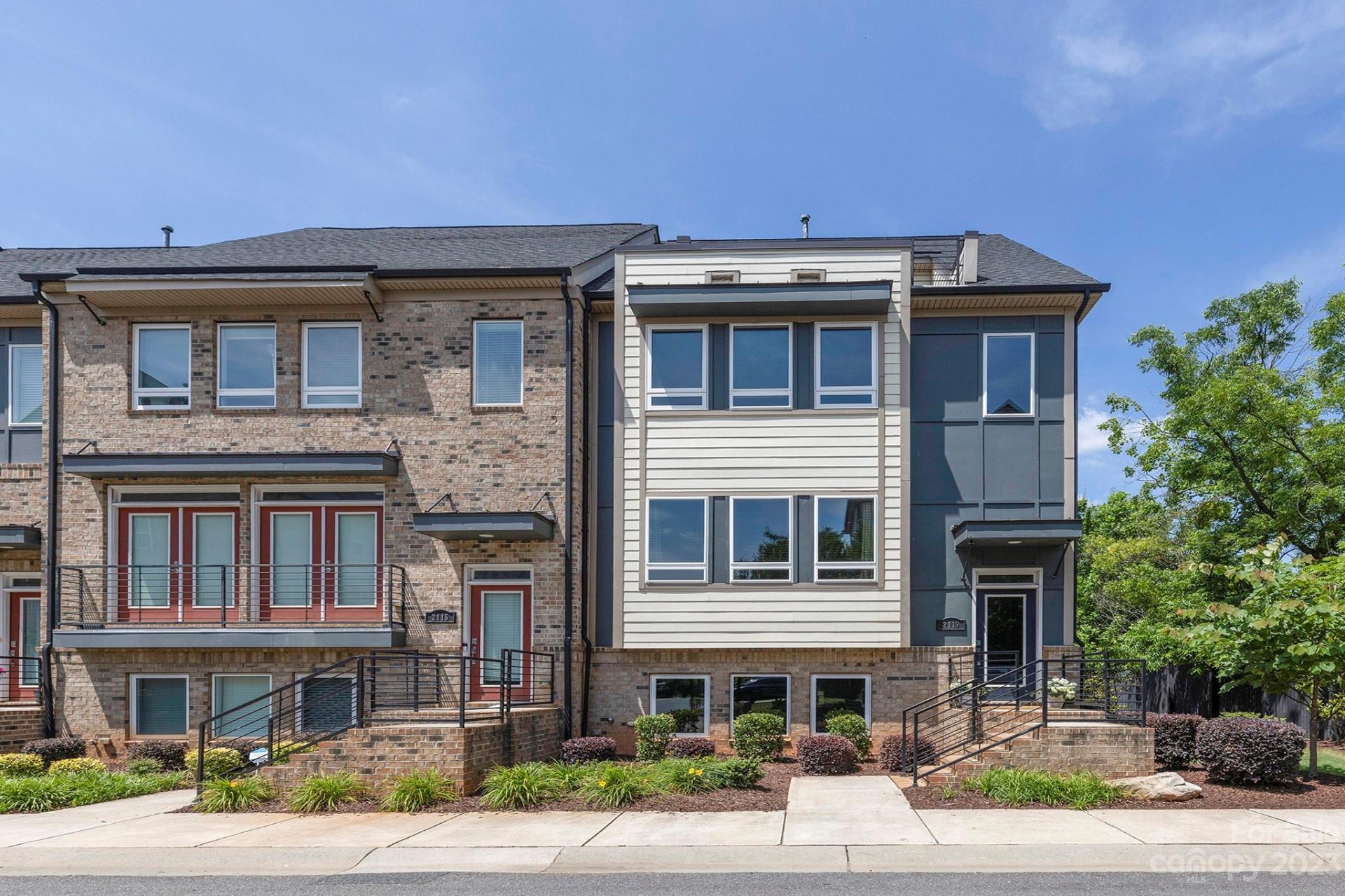 Property image 1 at 2119 Garabrandt Lane, Charlotte, NC 28204