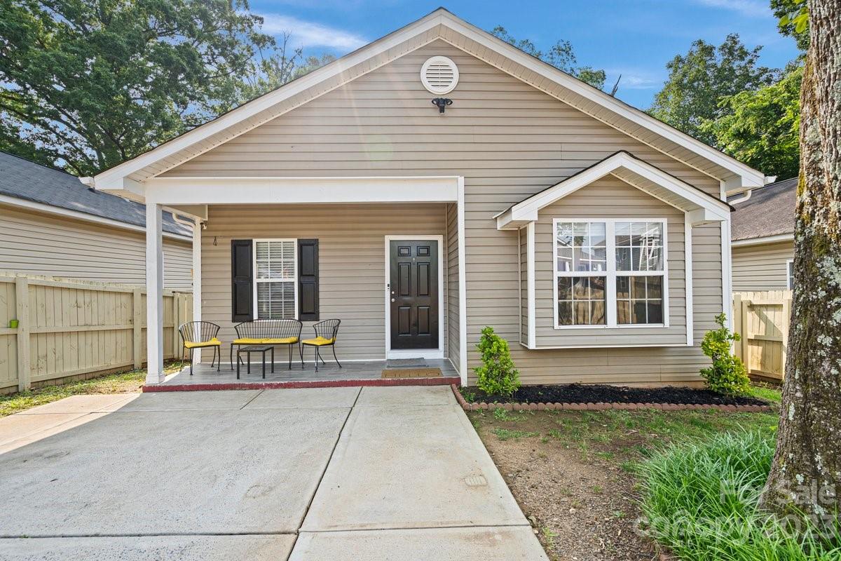 Property image 1 at 4203 Plato Circle, Charlotte, NC 28208