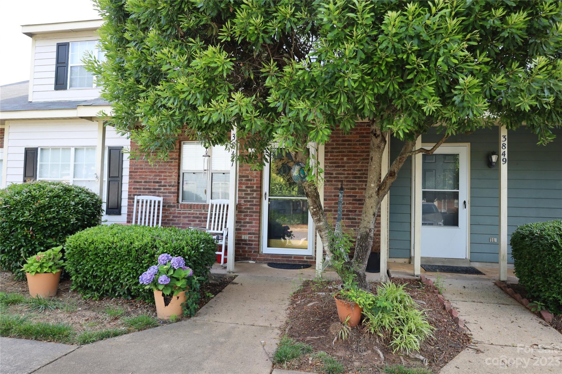 Property image 1 at 3847 Mosscroft Lane, Charlotte, NC 28215