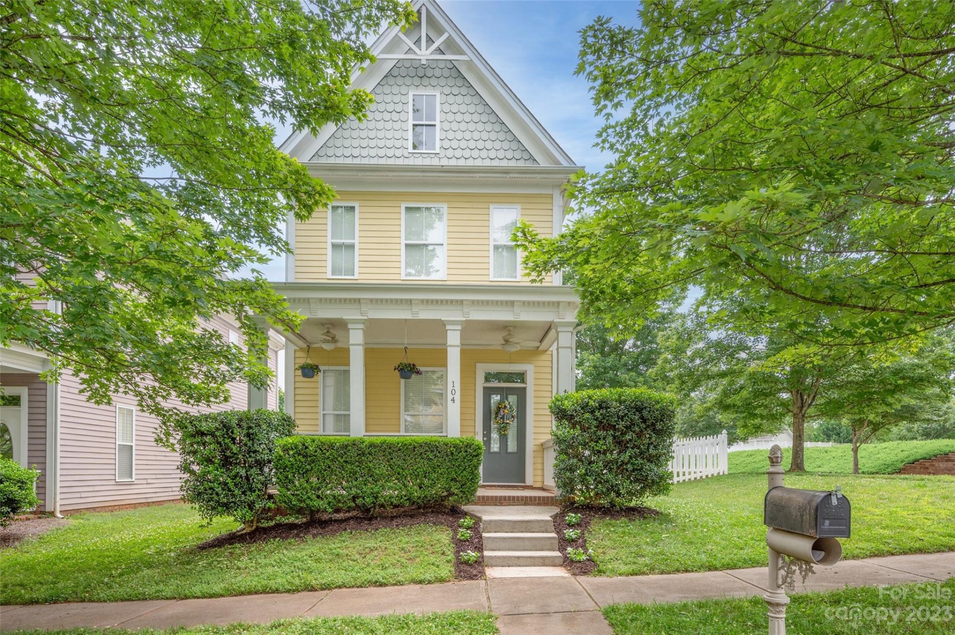 104 Kensington Street