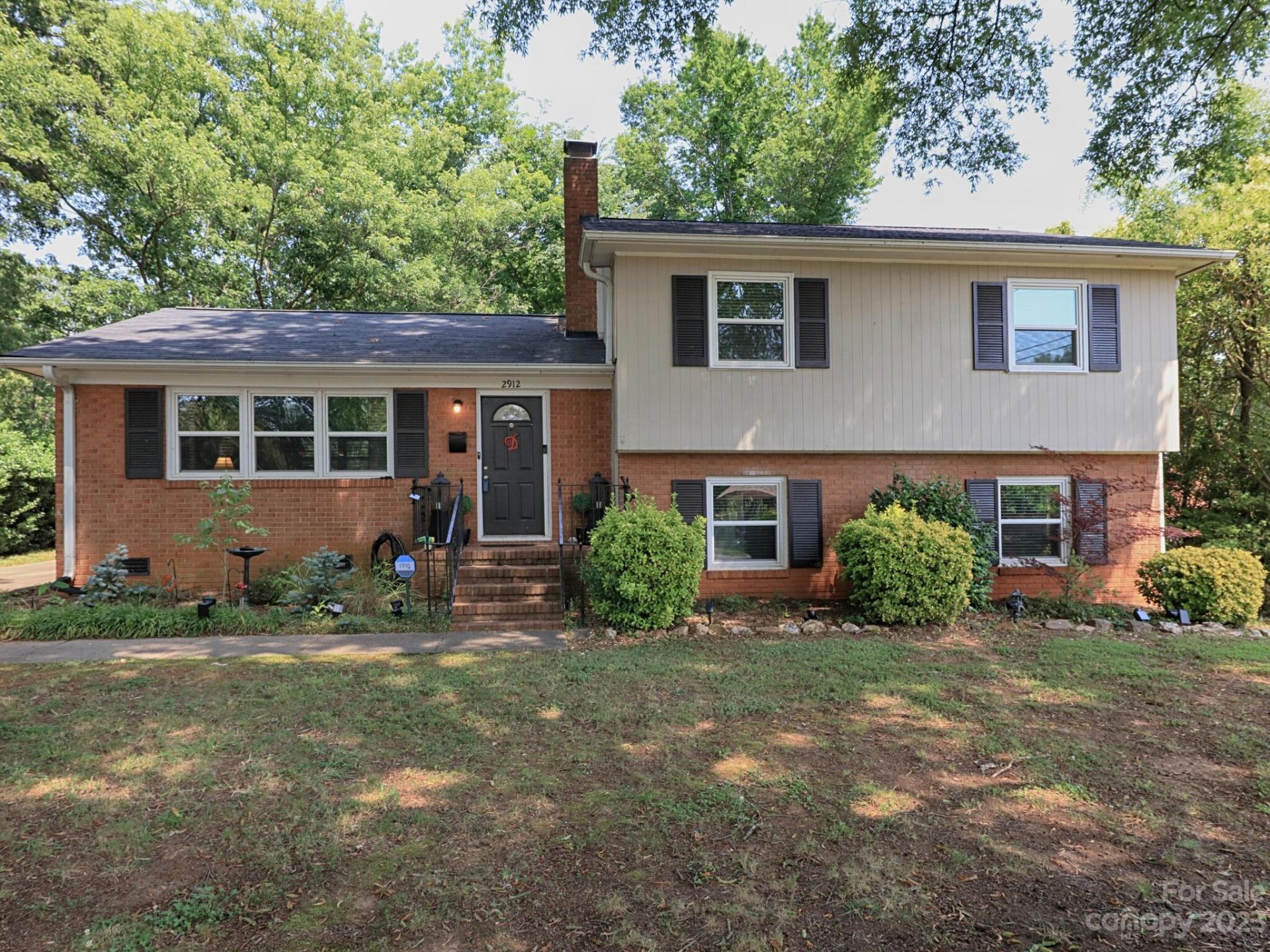 Property image 1 at 2912 Dunaire Drive, Charlotte, NC 28205