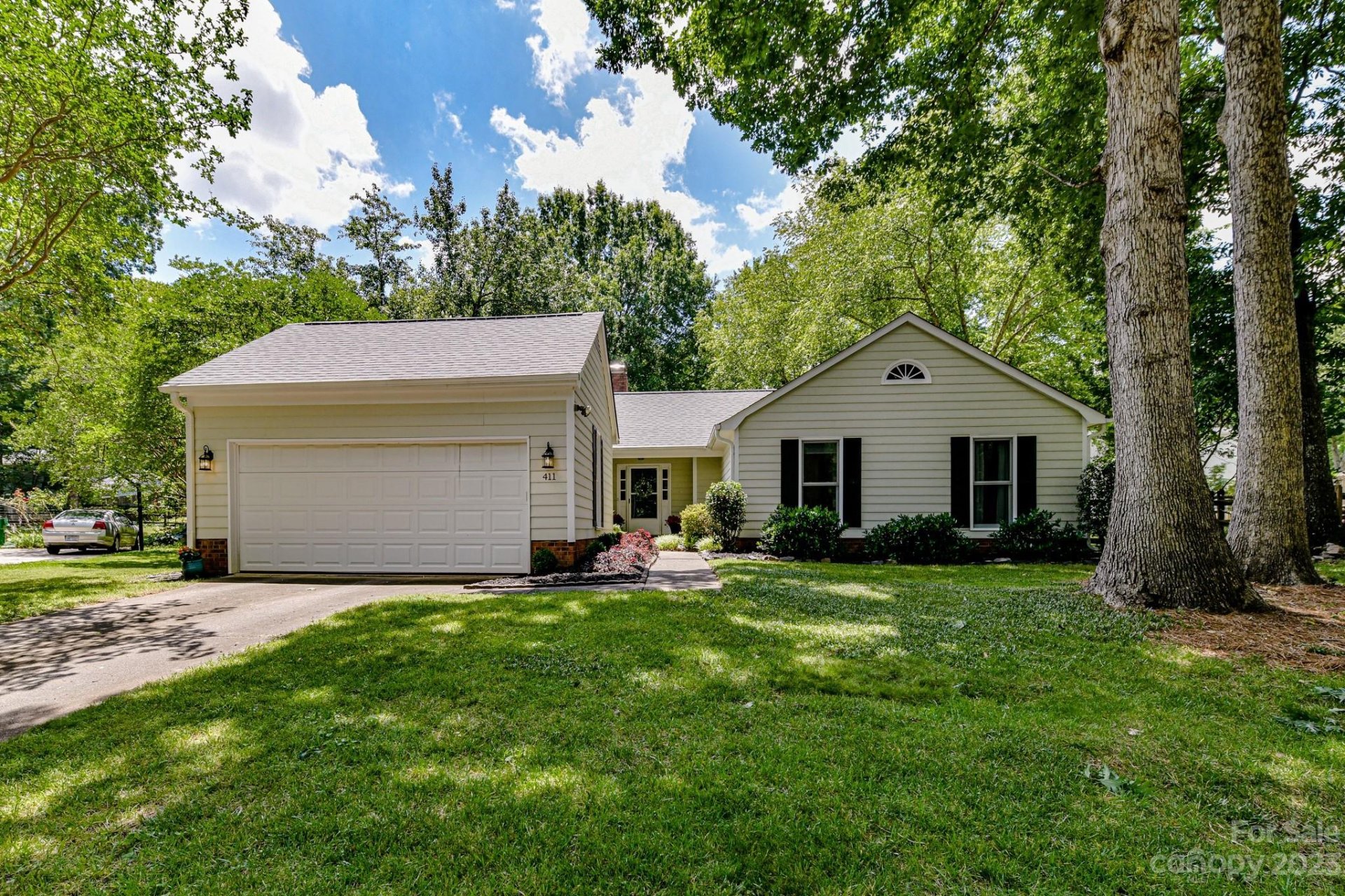 Property image 1 at 411 Hickok Court, Charlotte, NC 28270