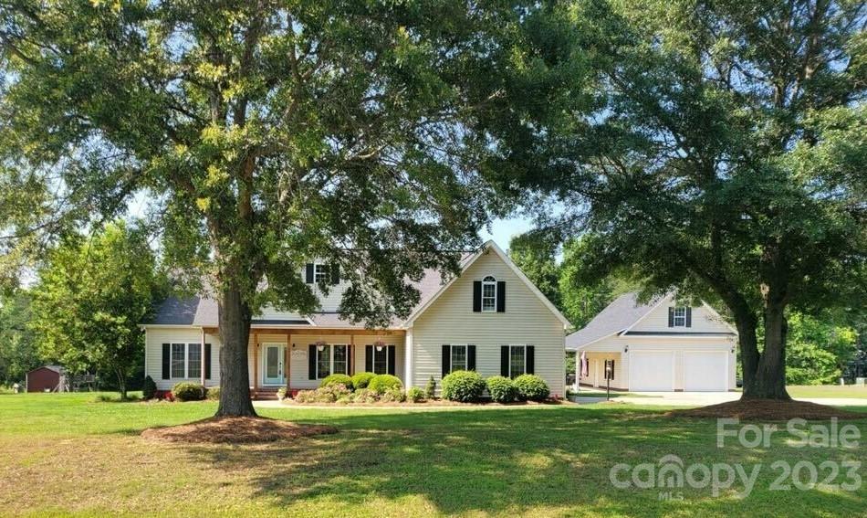 501 Pearl Place Lane