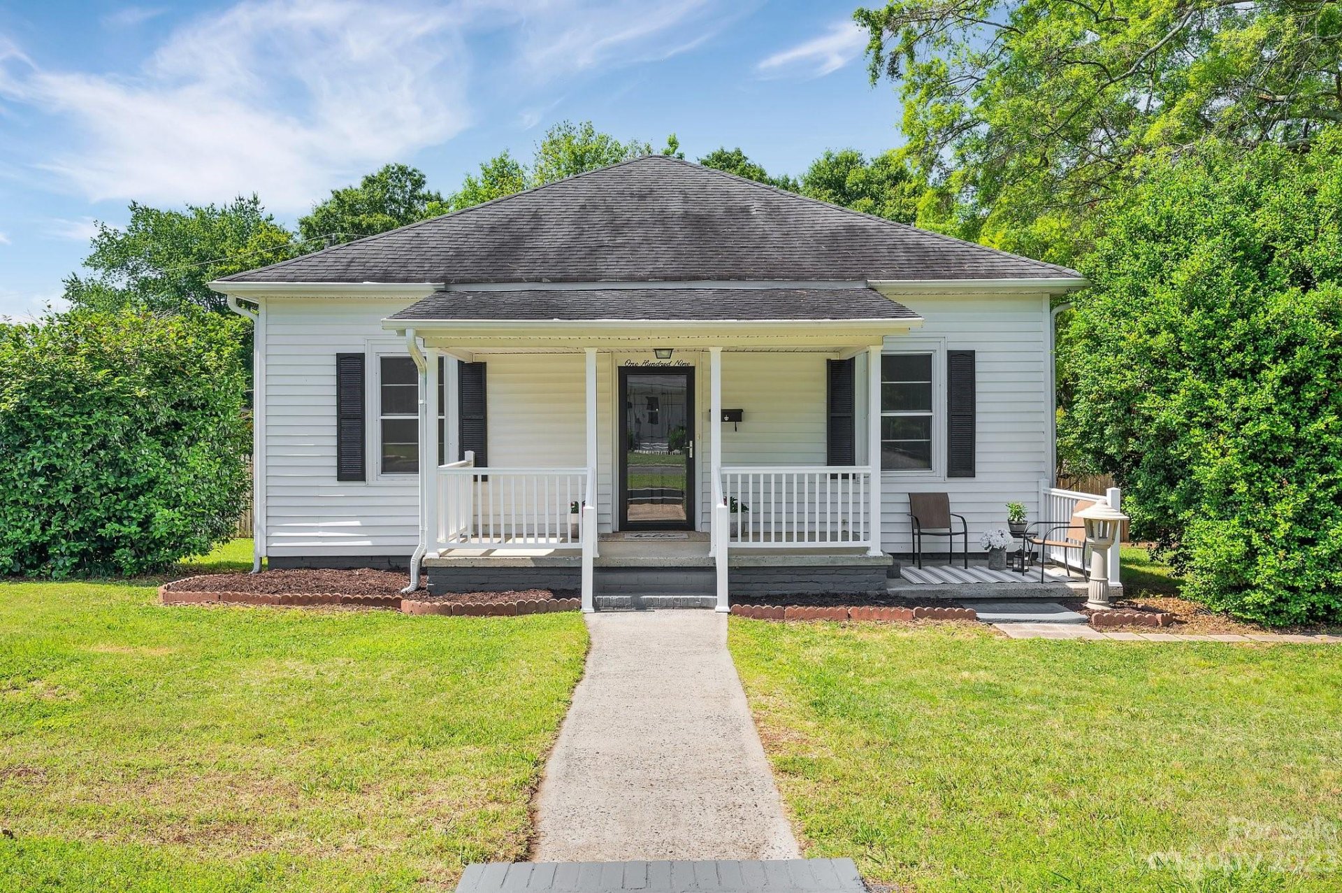 Property image 1 at 109 Oak Street, Clover, SC 29710