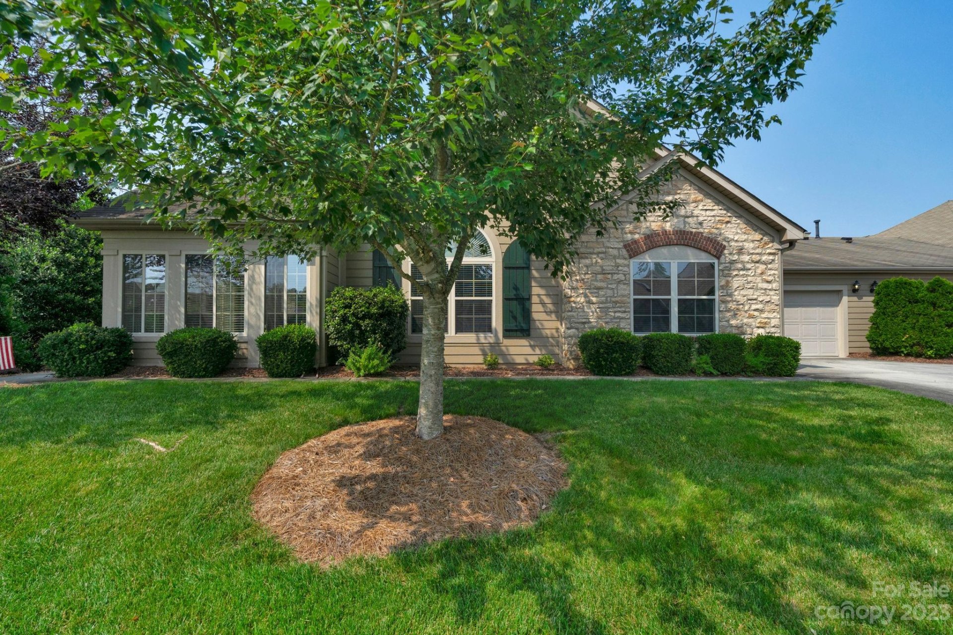 Property image 1 at 4606 Nashua Drive, Matthews, NC 28105