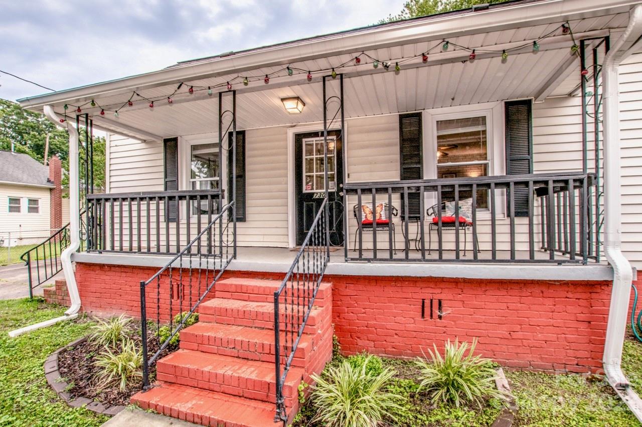 Property image 1 at 730 Spruce Street, Mooresville, NC 28115