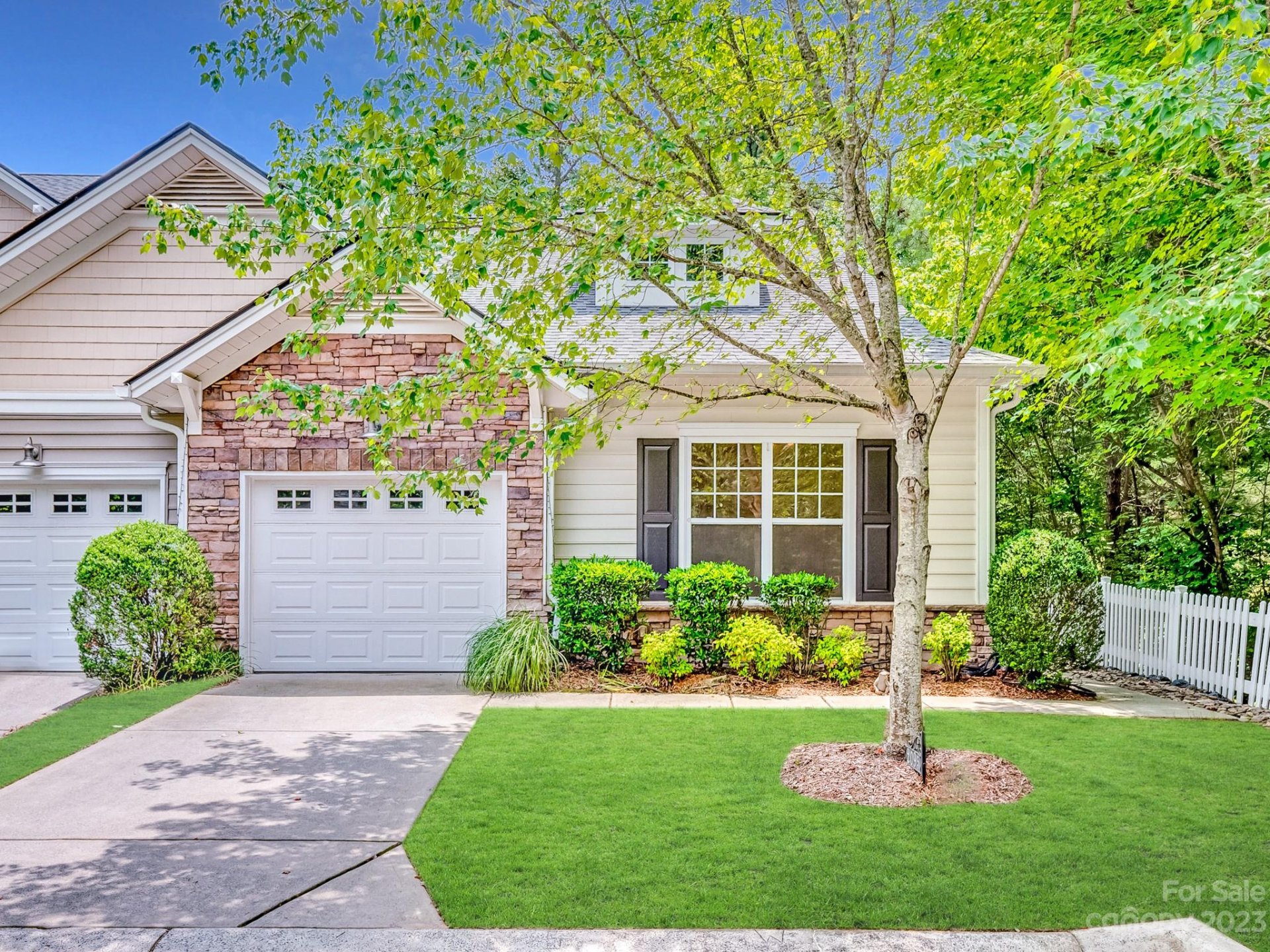 2095 Calloway Pines Drive