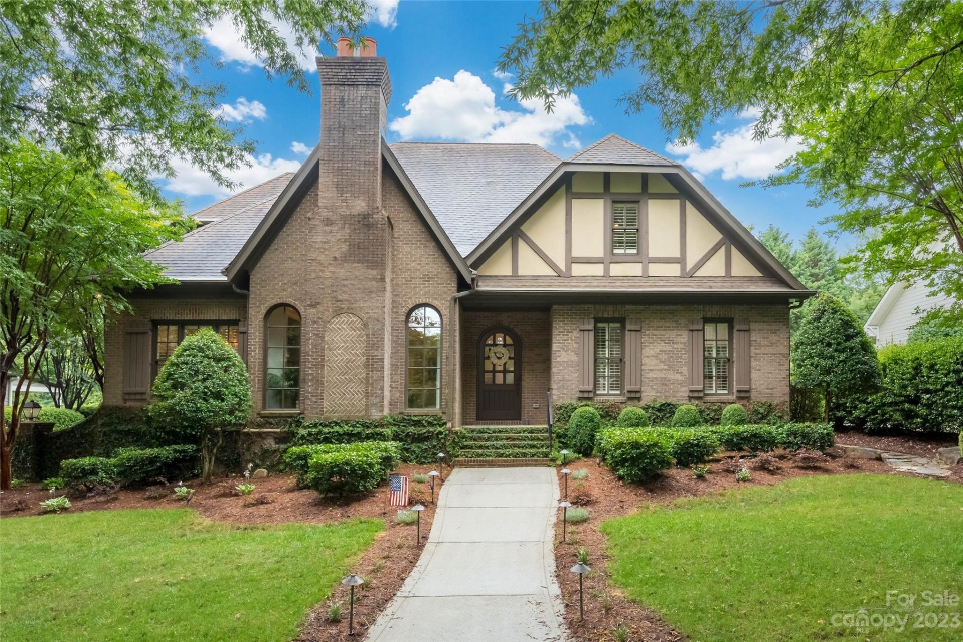 Property image 1 at 7821 Pemswood Street, Charlotte, NC 28277