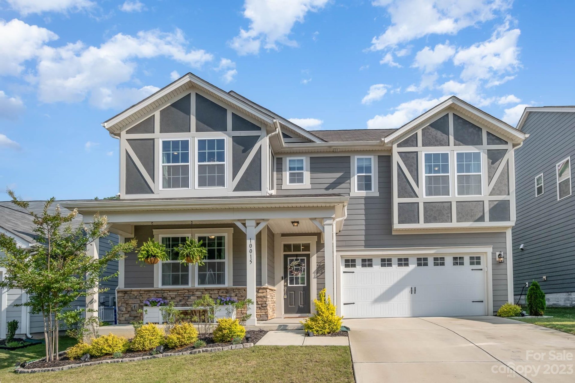 10015 Sweetbriar Rose Court