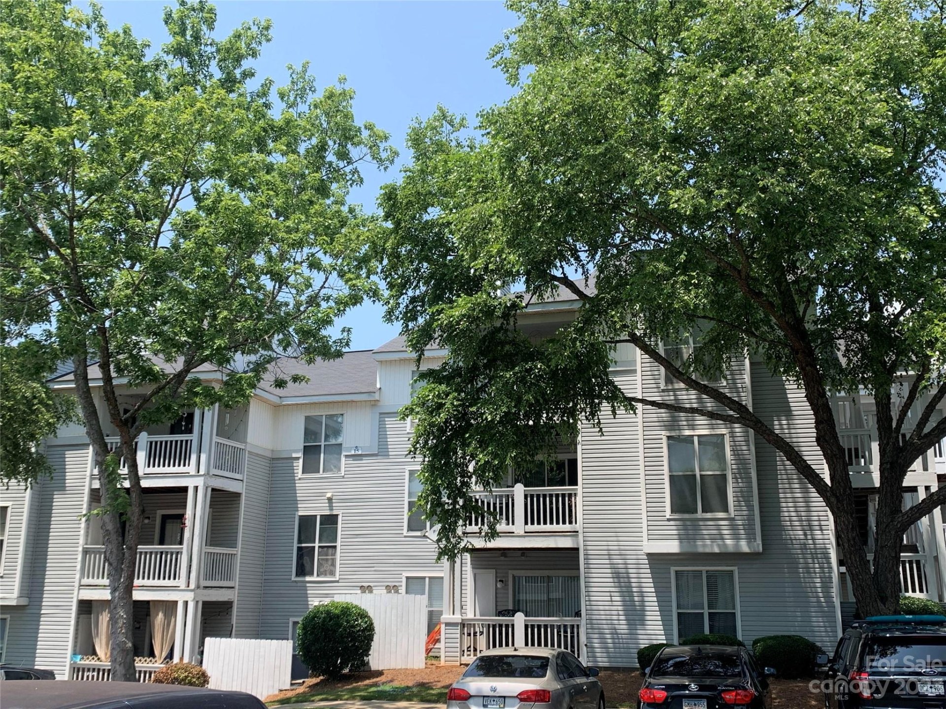 15 Hamiltons Bay Court