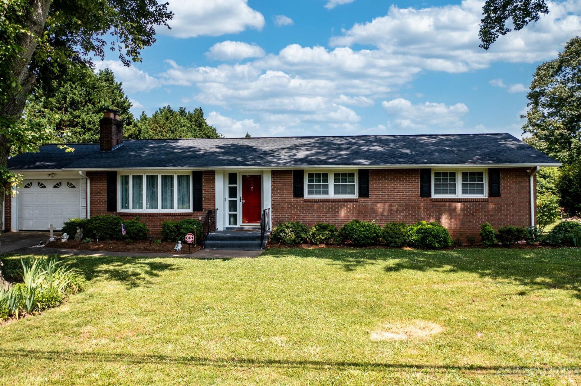 Property image 1 at 2338 24th Street, Hickory, NC 28601