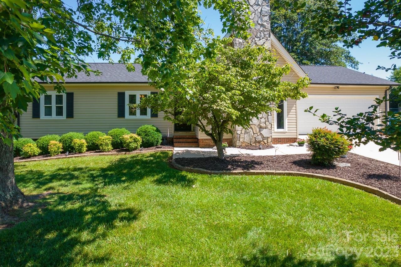 Property image 1 at 4874 Forest Ridge Drive, Hickory, NC 28602