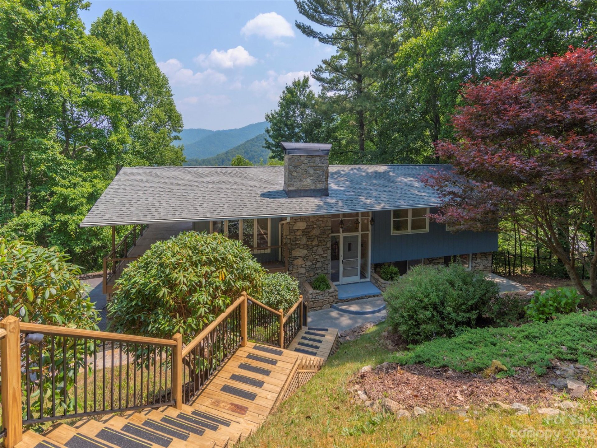 501 Howland Drive