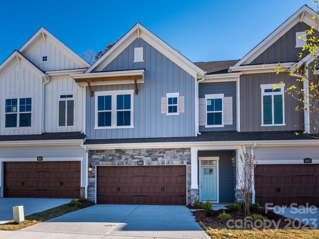 9043 Charles Francis Lane