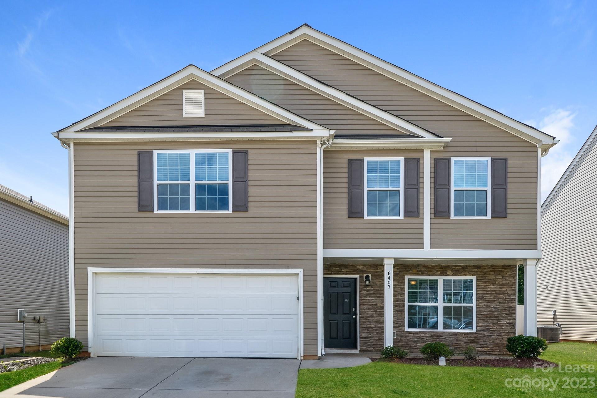Property image 1 at 6407 Maple Creek Court, Charlotte, NC 28216