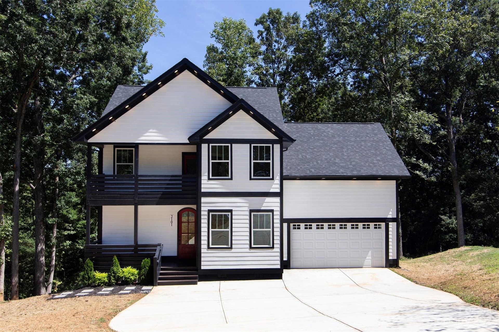 Property image 1 at 2101 Highland View Lane, Charlotte, NC 28214