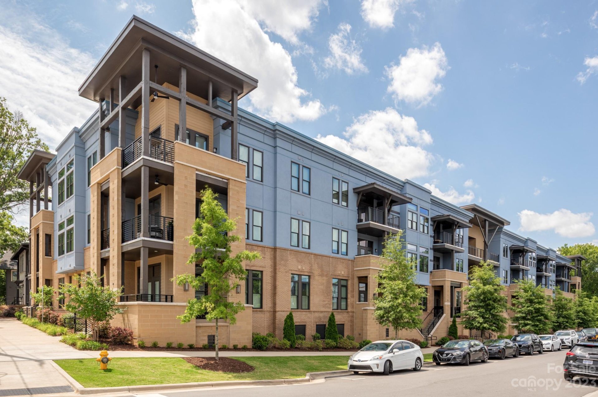 Property image 1 at 2401 Euclid Avenue, Charlotte, NC 28203