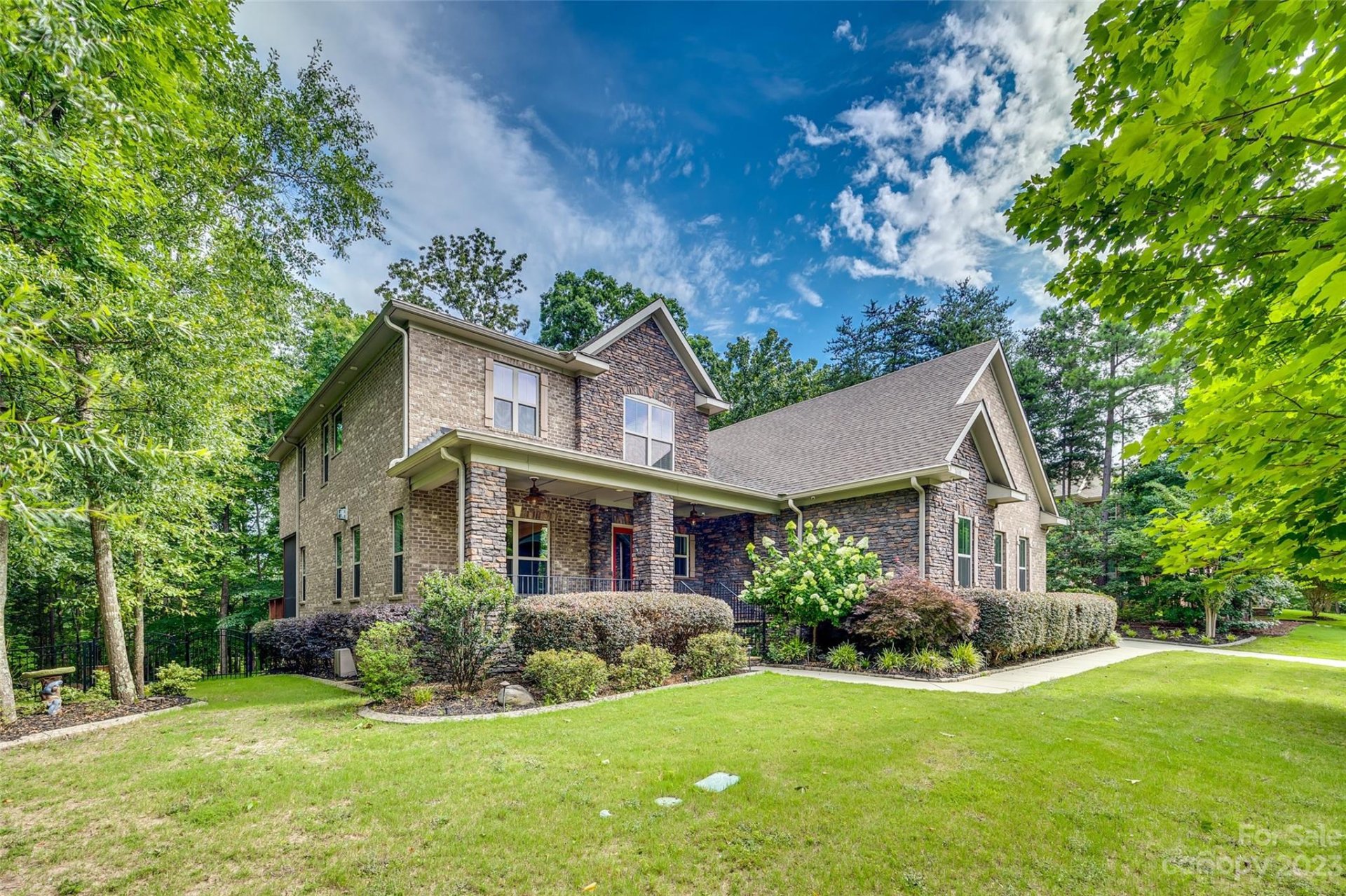 Property image 1 at 16140 Calverie Court, Charlotte, NC 28278