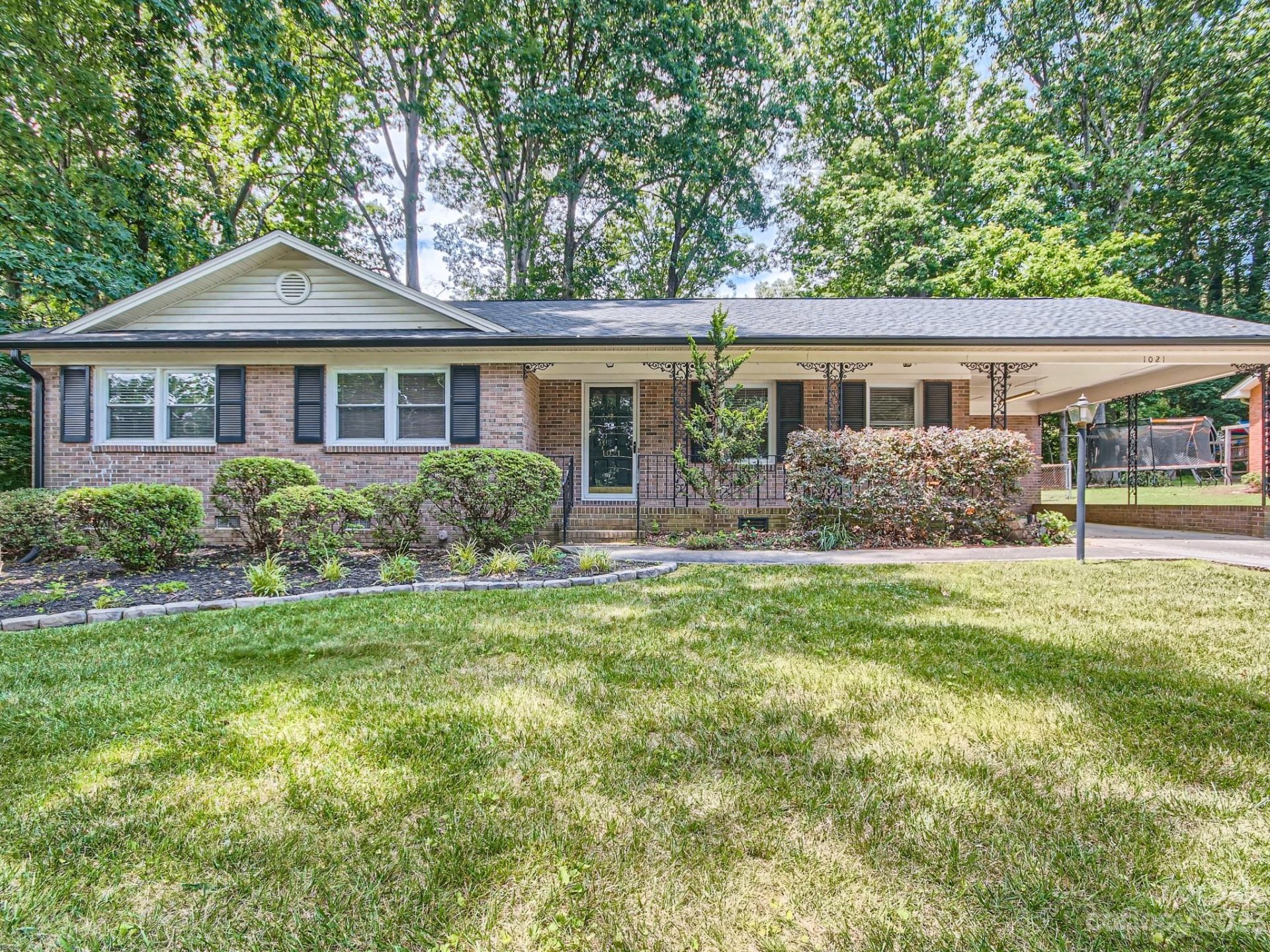 1021 Nottingham Drive