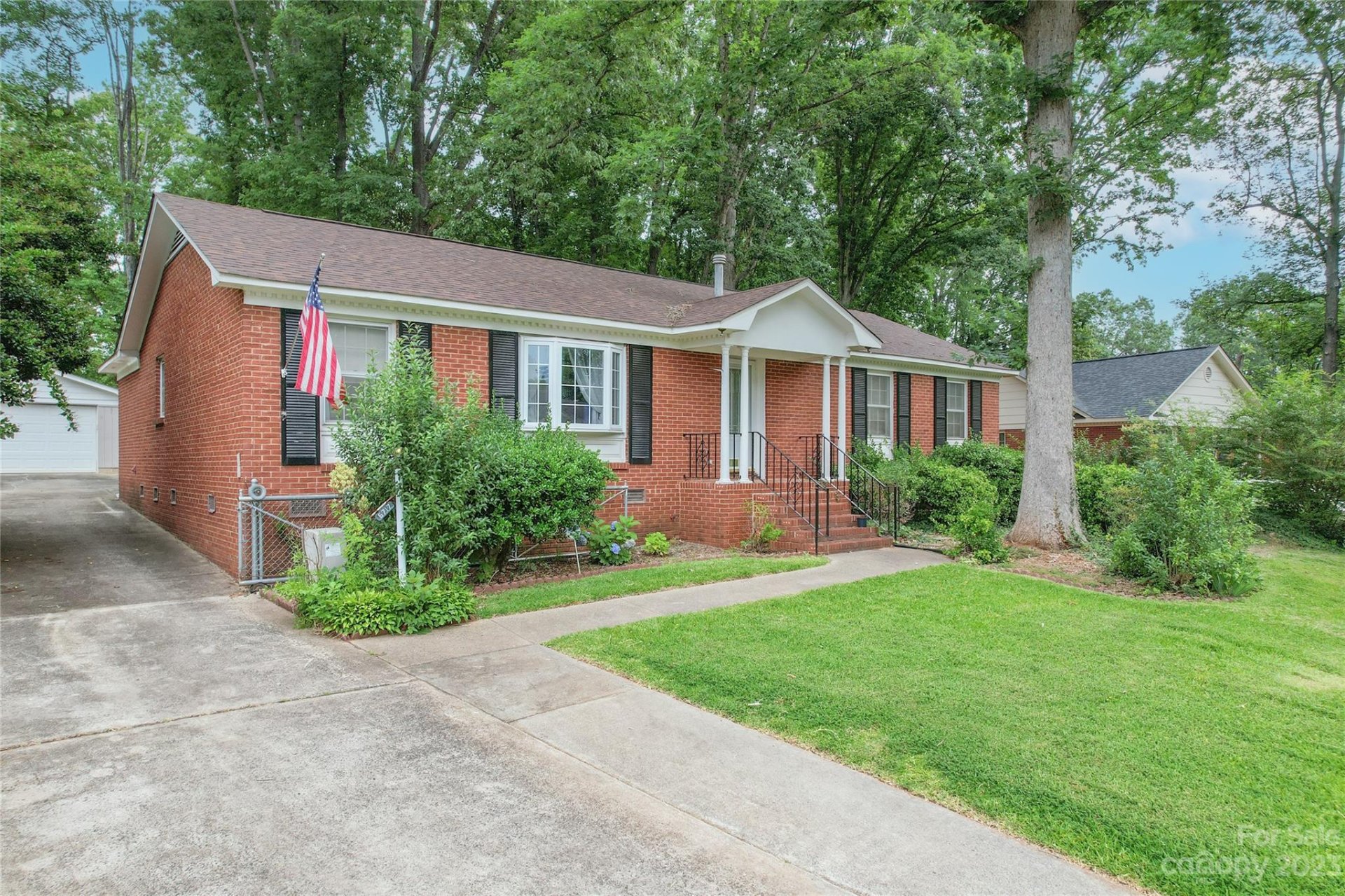 Property image 1 at 6717 Elm Forest Drive, Charlotte, NC 28212