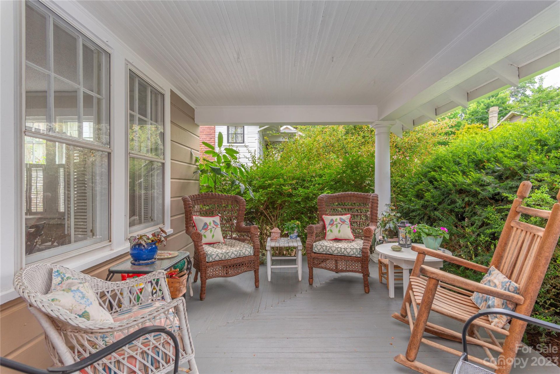 Property image 3 at 17 Darcy Lane, Asheville, NC 28804