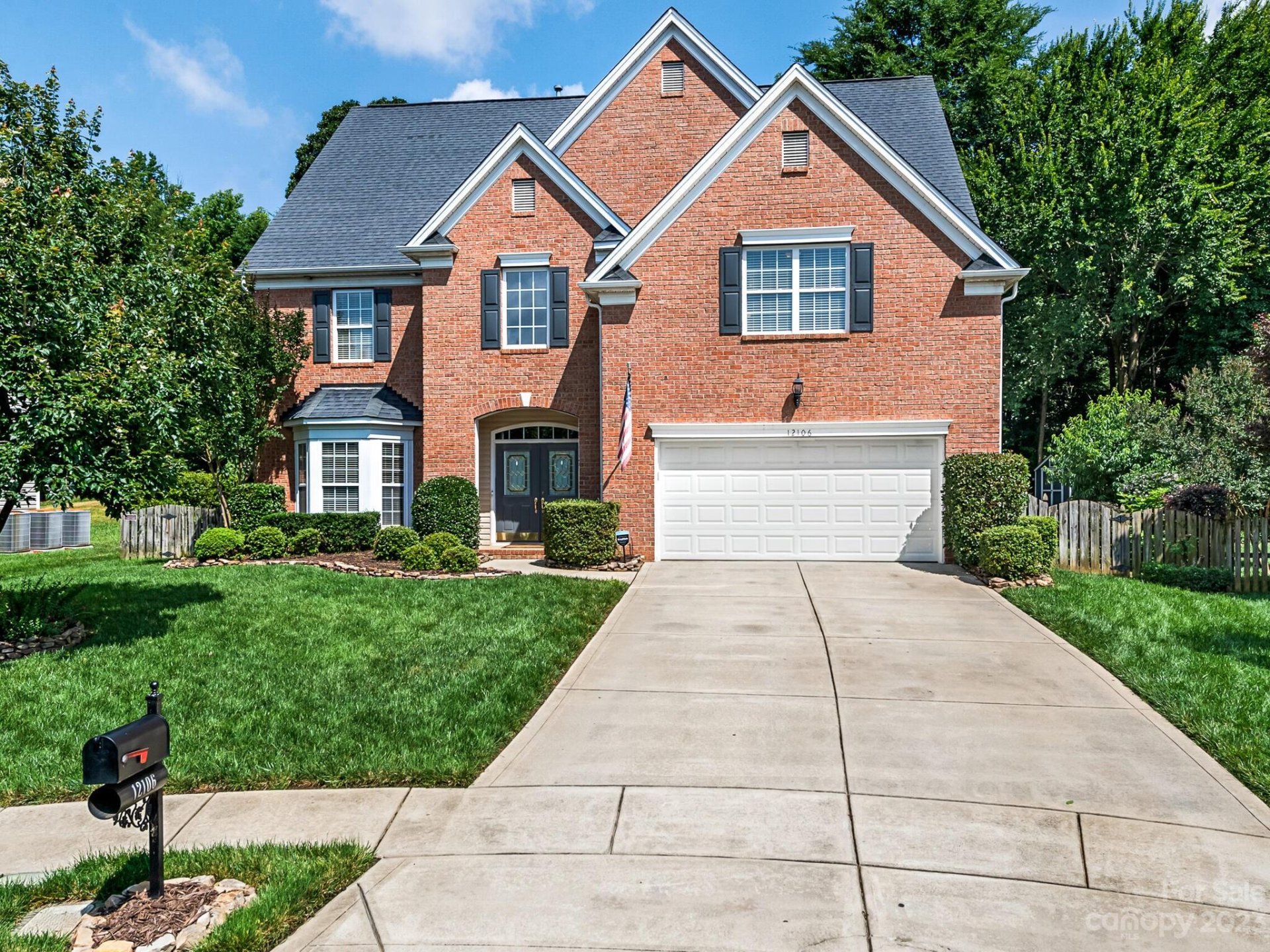 12106 Crescent Run Court