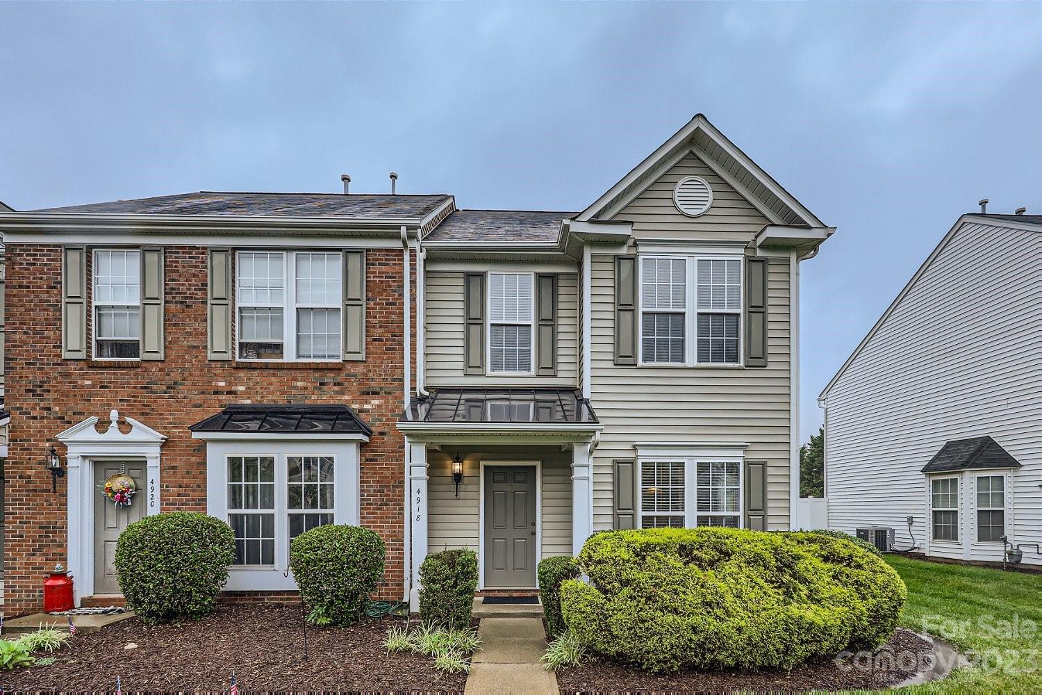 Property image 1 at 4918 Sunburst Lane, Charlotte, NC 28213