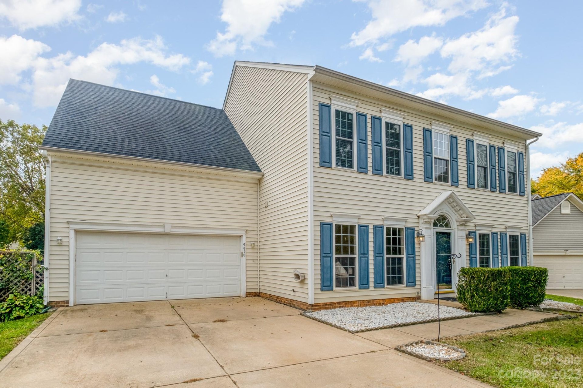 Property image 1 at 9810 Nottinghill Lane, Charlotte, NC 28269