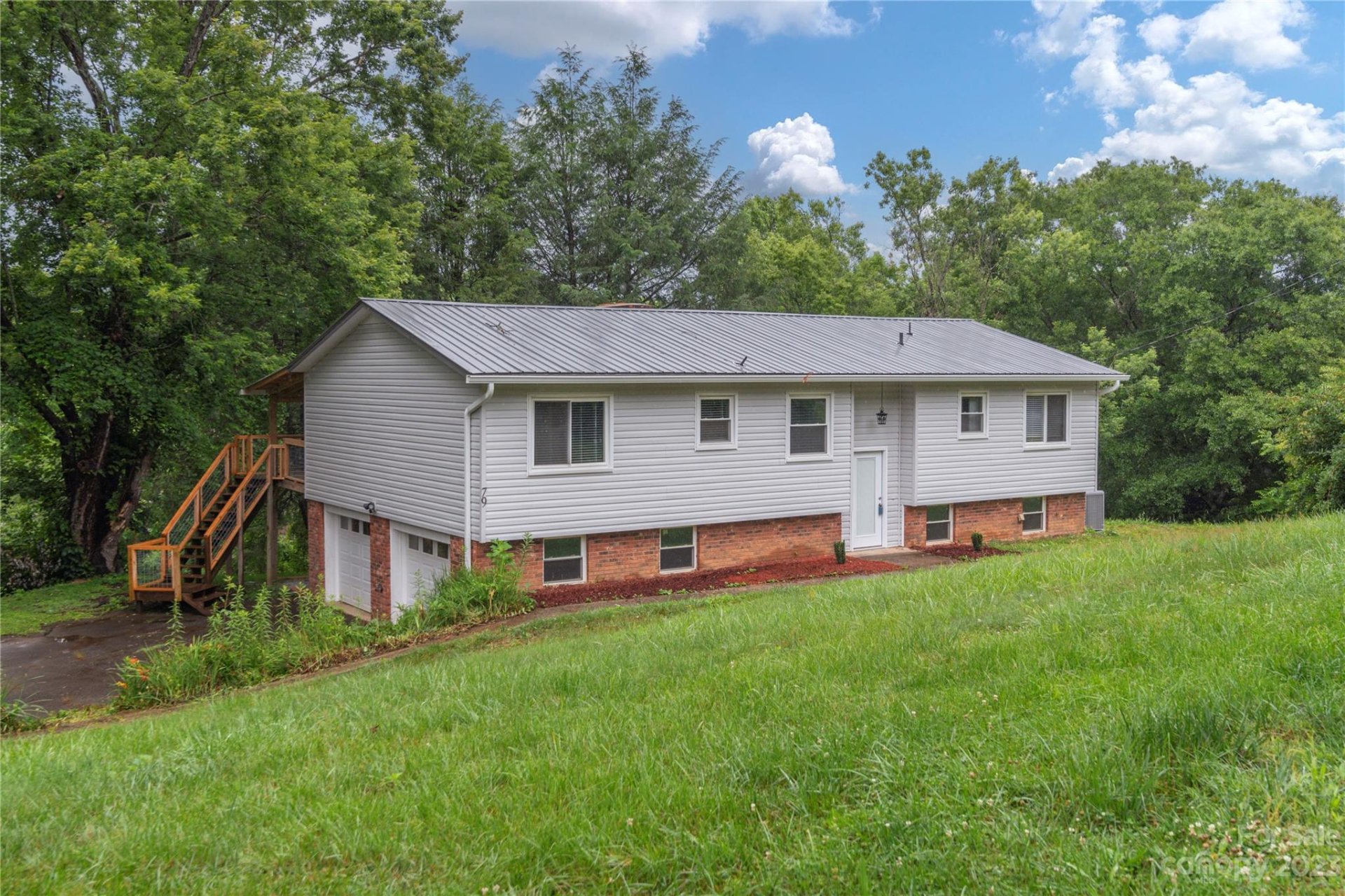 Property image 1 at 79 Leaf Lane, Clyde, NC 28721