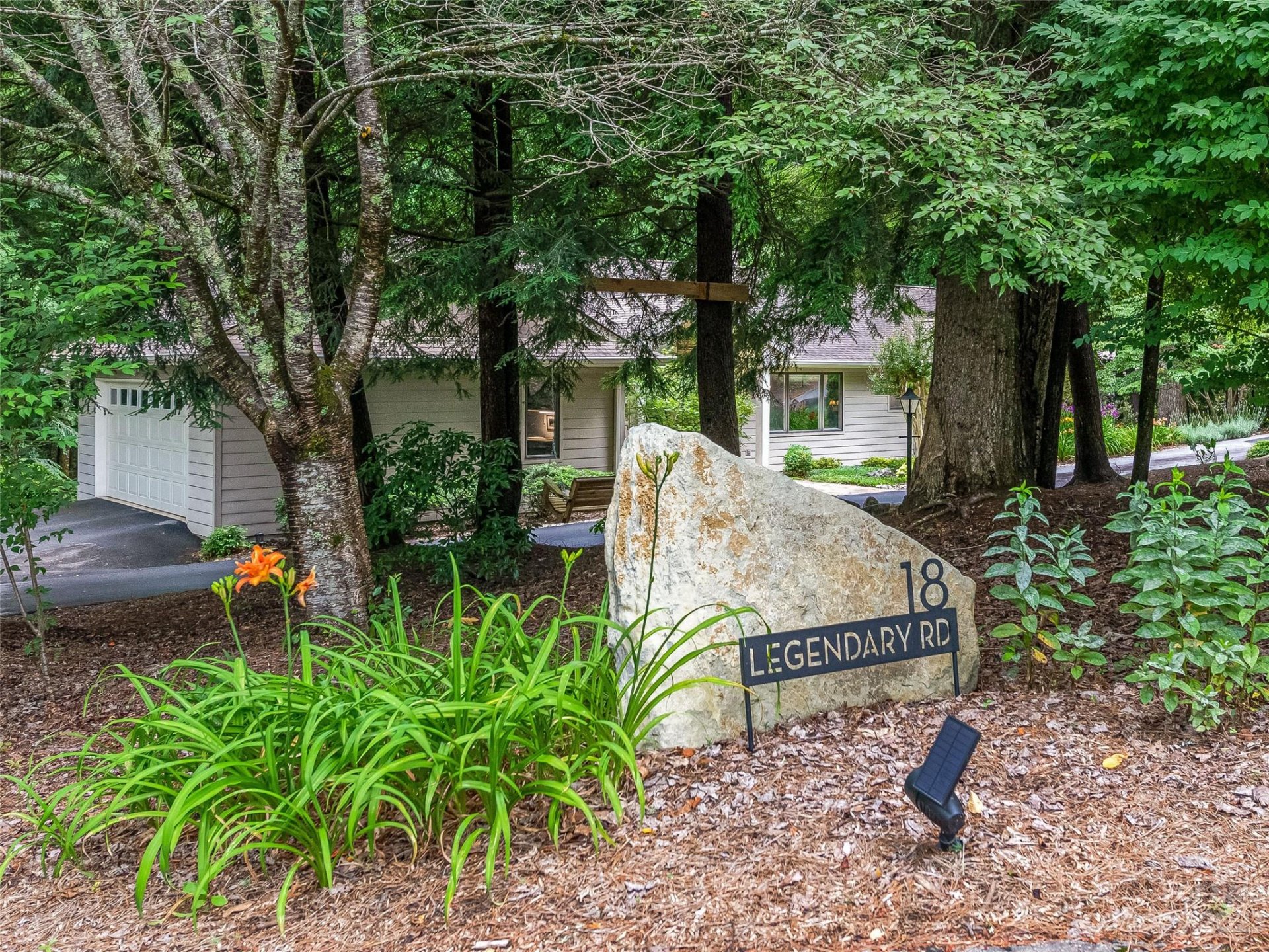 Property image 1 at 18 Legendary Road, Hendersonville, NC 28739