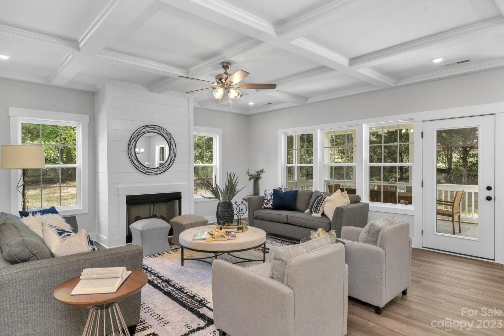 1086 Sage Pine Circle