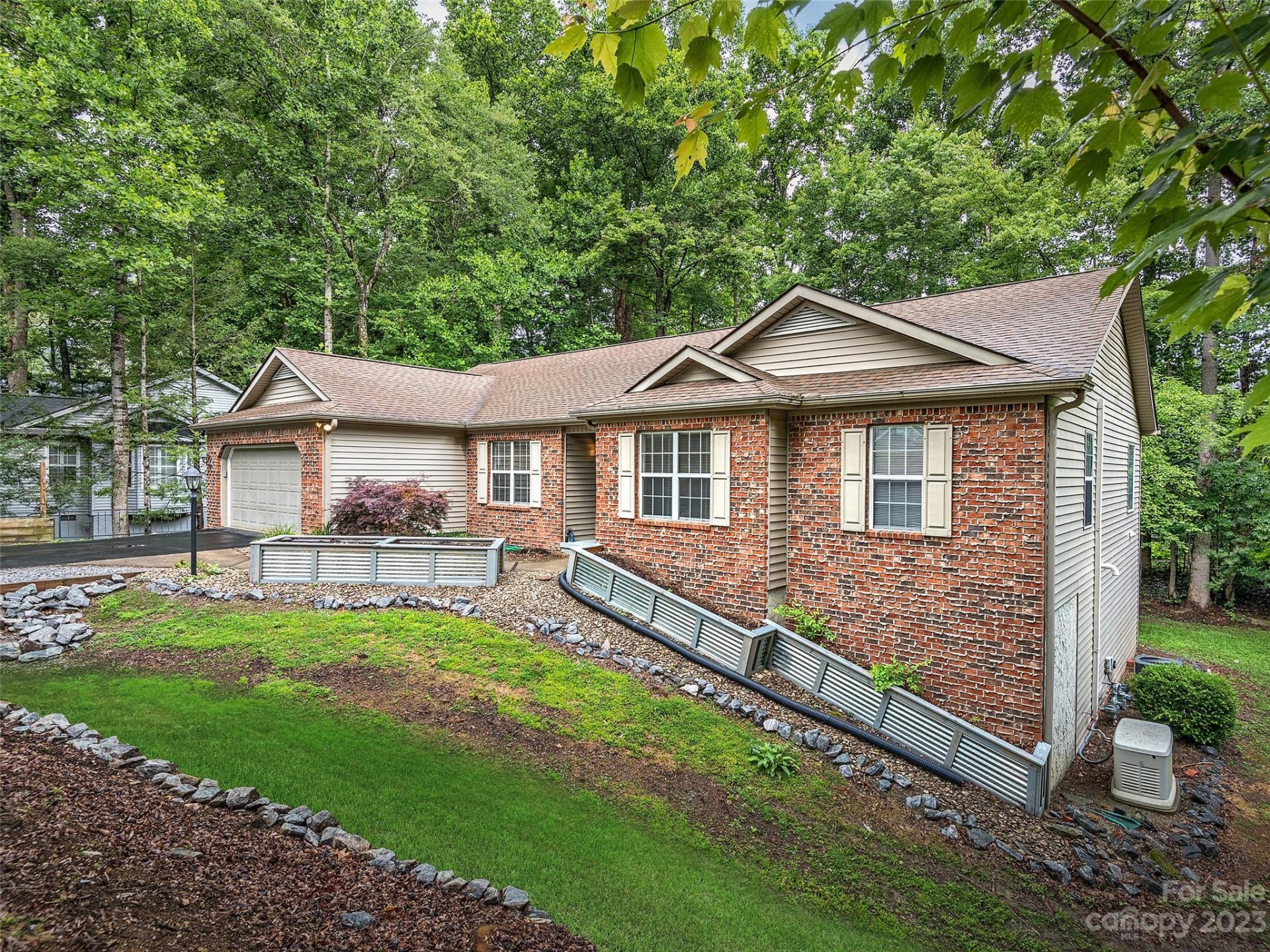 Property image 1 at 6 Bay Hill Court, Etowah, NC 28729