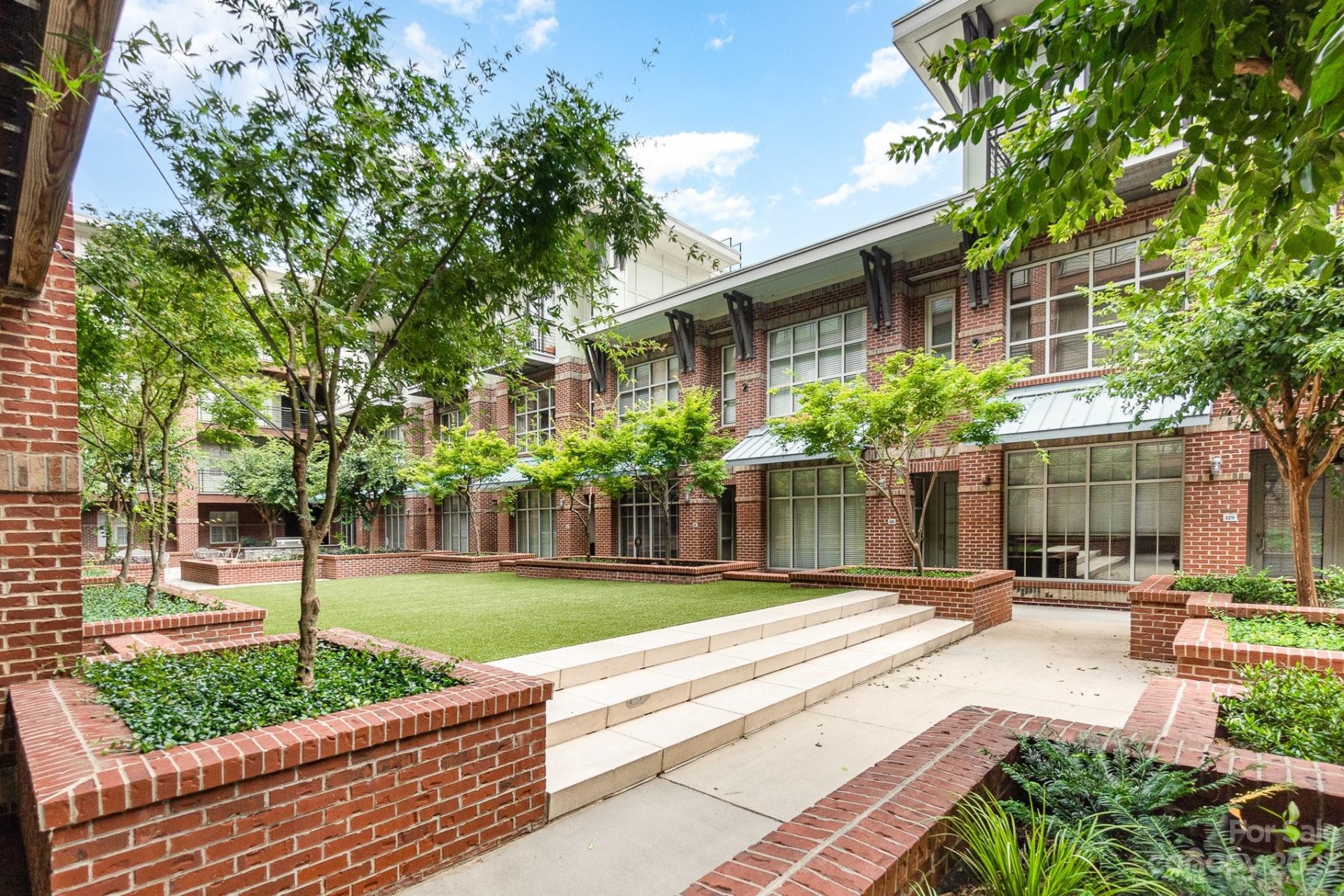 Property image 1 at 1101 W 1st Street, Charlotte, NC 28202