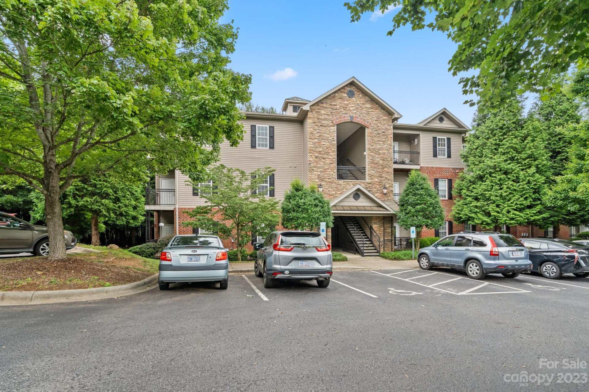 Property image 1 at 421 Appeldoorn Circle, Asheville, NC 28803