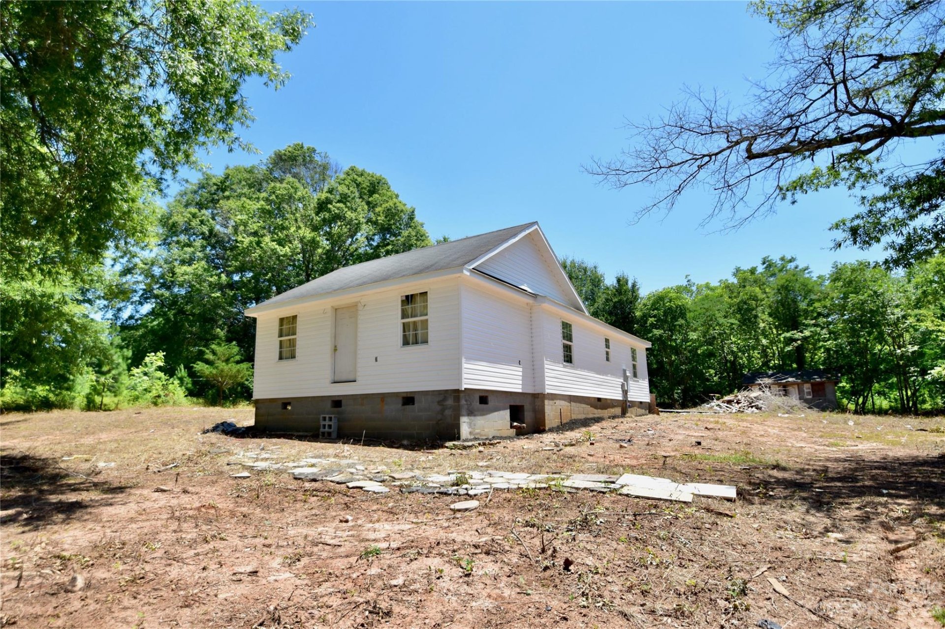 Property image 1 at 390 Preyer Street, Shelby, NC 28152