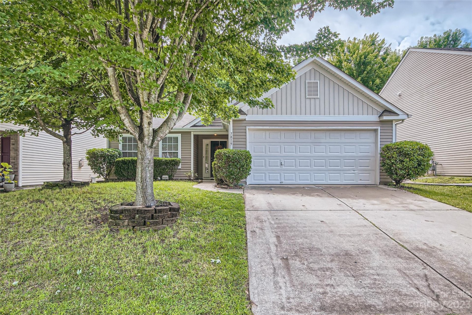 Property image 1 at 7819 Rabbits Foot Lane, Charlotte, NC 28217