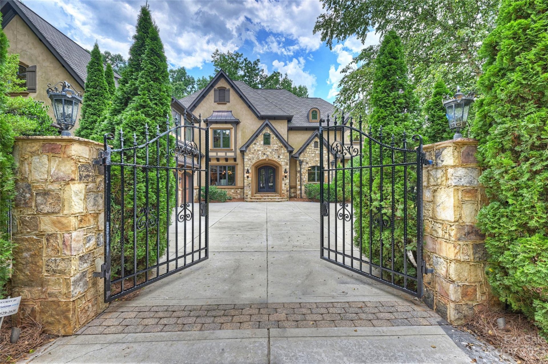 Property image 1 at 7913 Skye Lochs Drive, Waxhaw, NC 28173