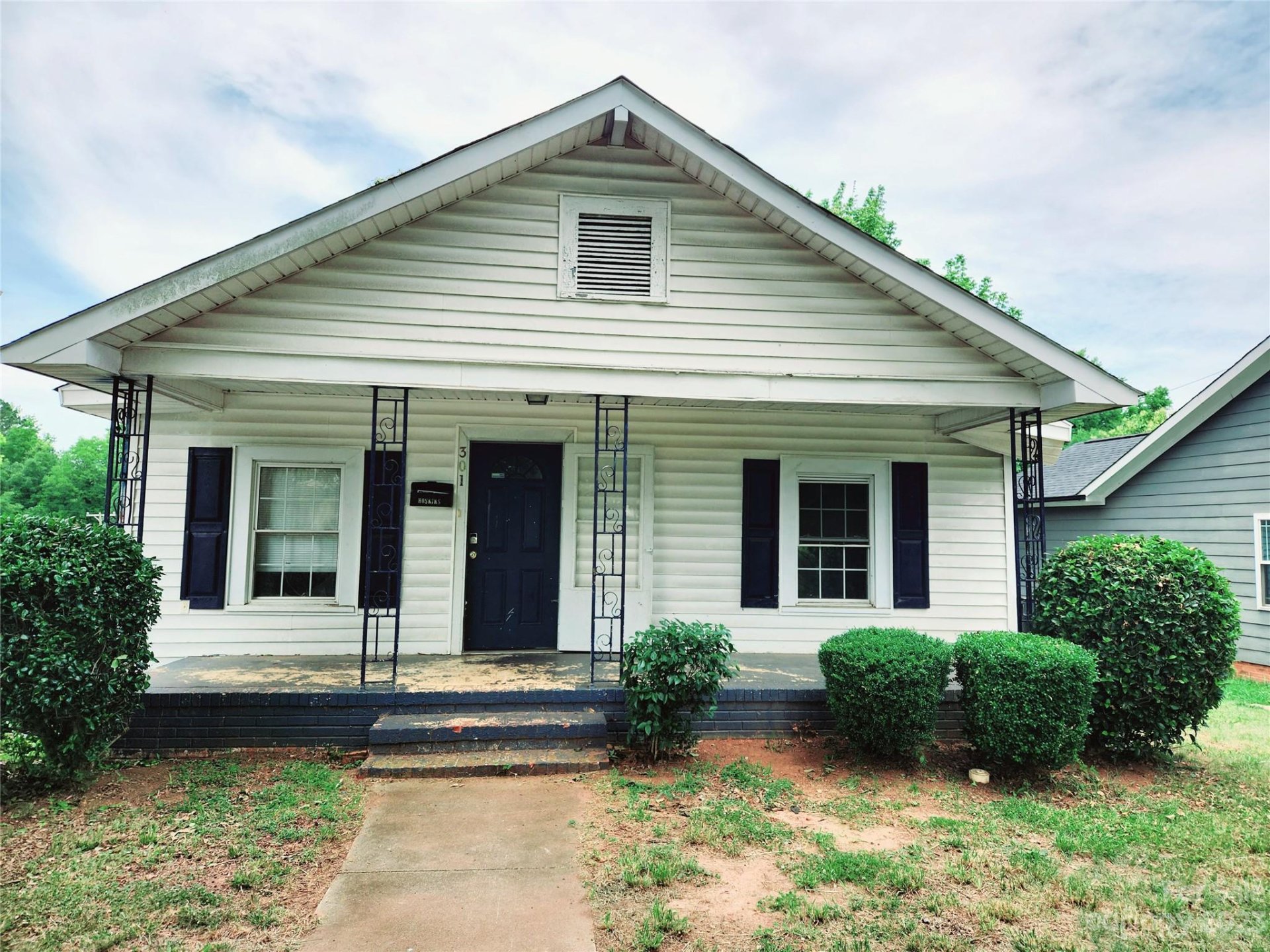 Property image 1 at 301 Skyland Avenue, Charlotte, NC 28205