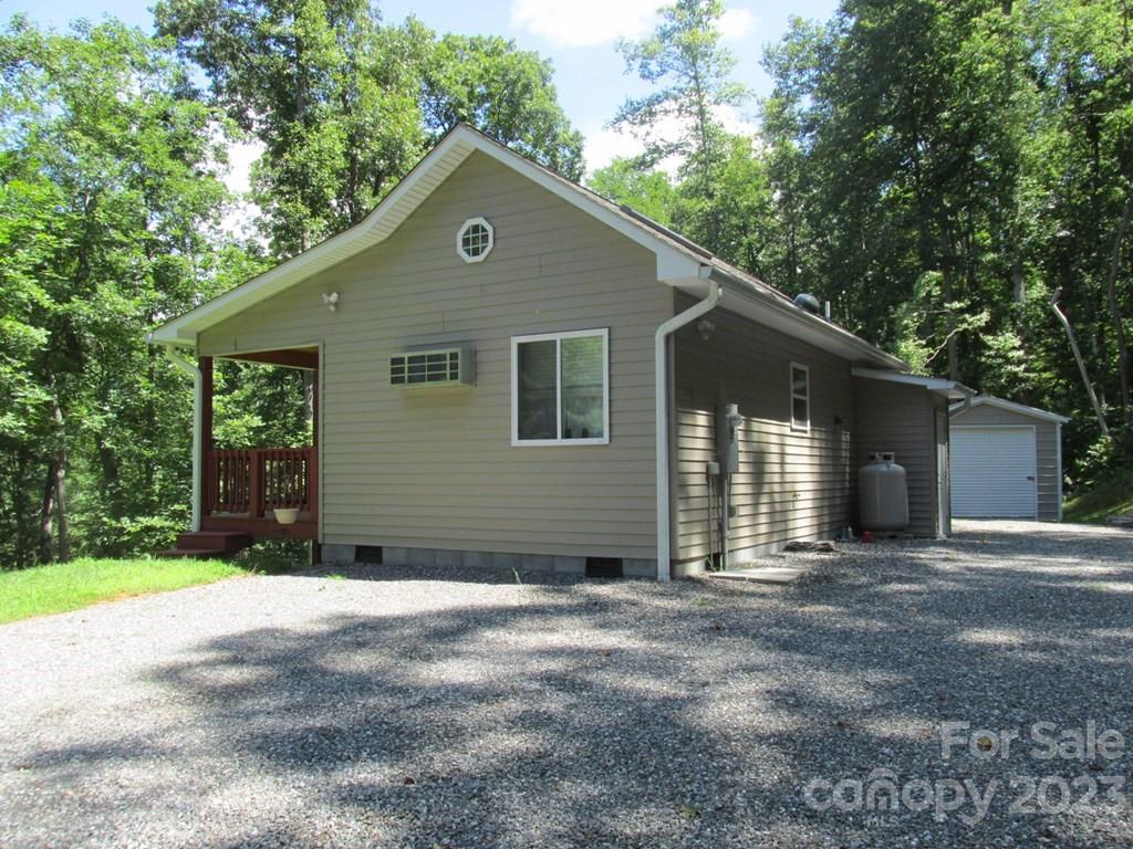 Property image 2 at 226 Cedar Creek Farm Road, Tuckasegee, NC 28783