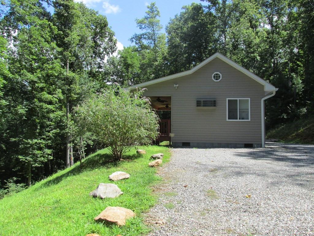 Property image 3 at 226 Cedar Creek Farm Road, Tuckasegee, NC 28783