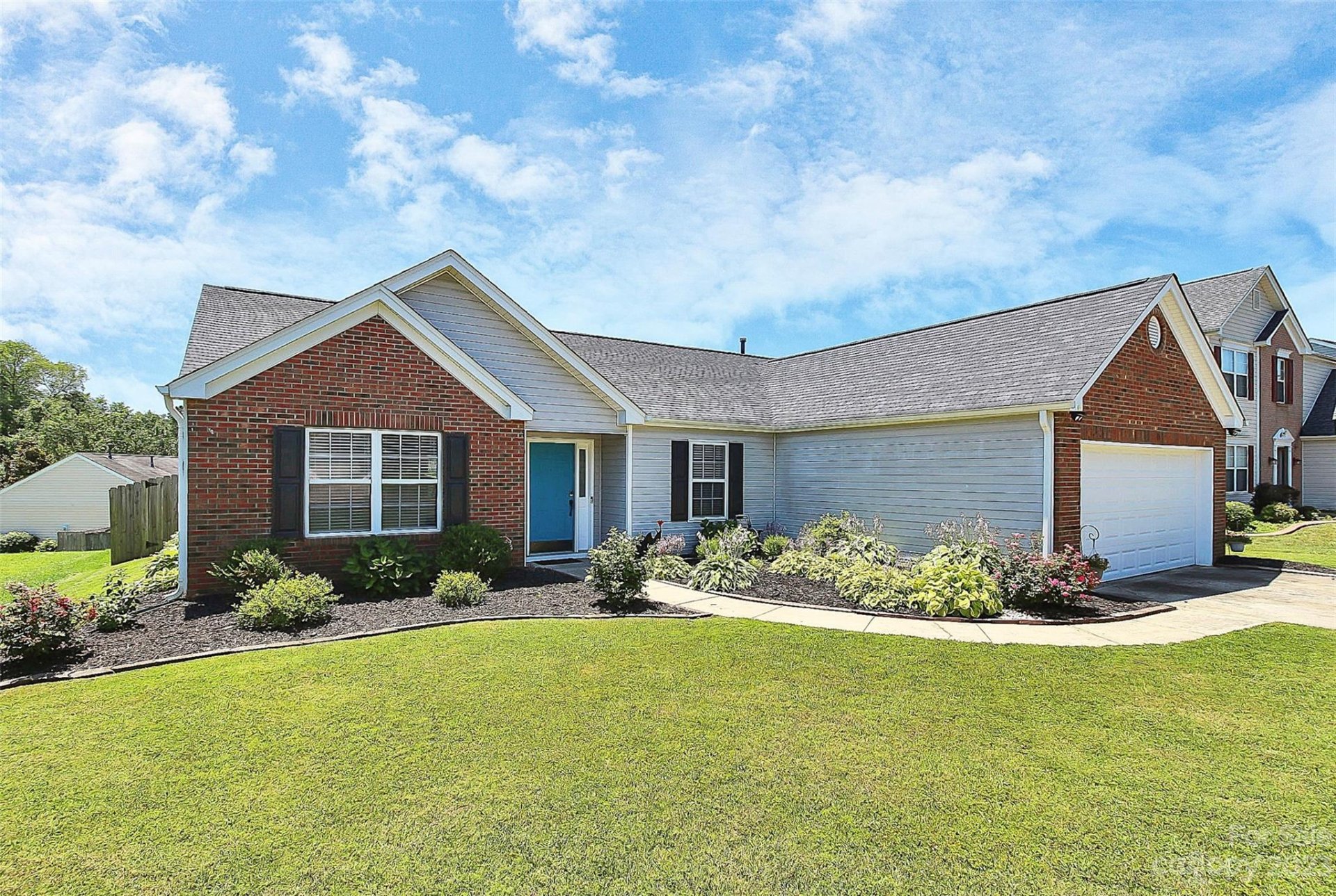 Property image 1 at 6009 Pennycross Lane, Charlotte, NC 28216